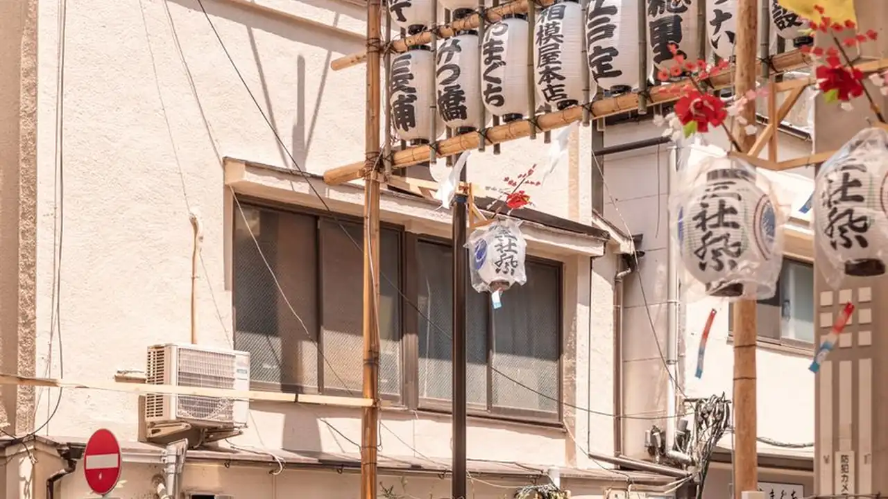 情趣内衣表演图片2